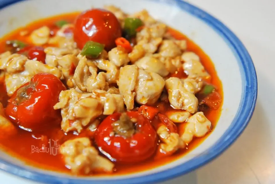 鲜椒辣子鸡成品图