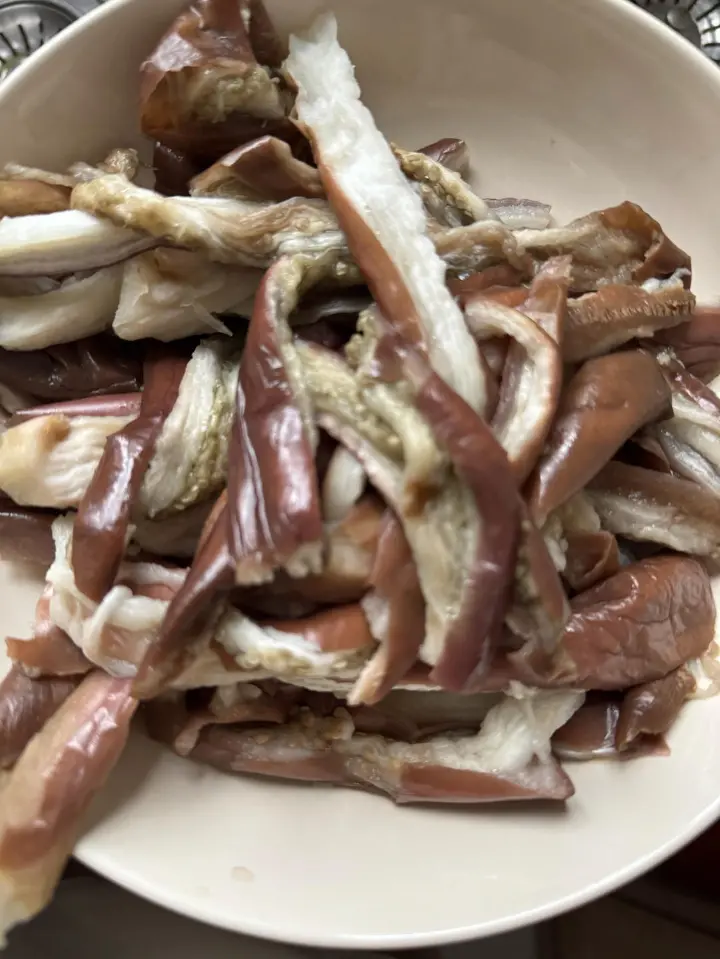 凉拌茄子 第 1 步