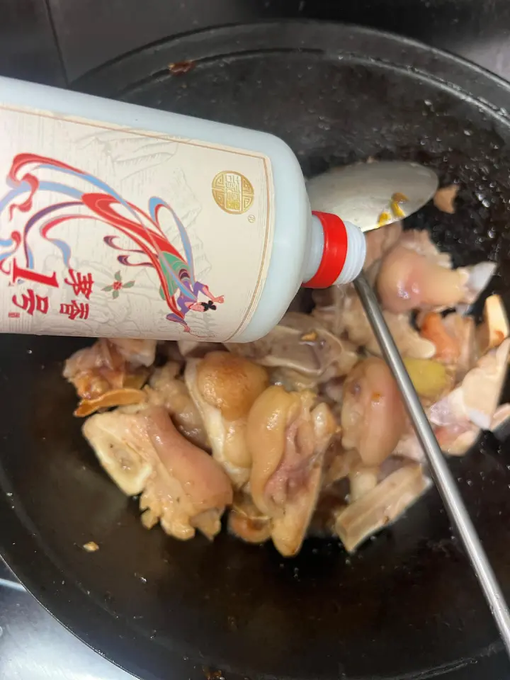 软糯红亮卤猪蹄 第 8 步