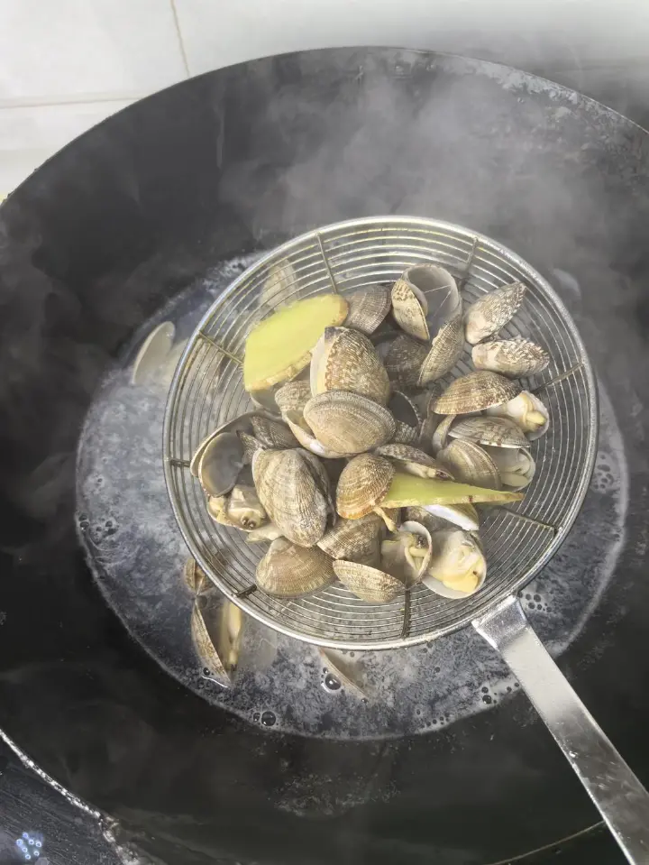 捞汁花蚬子 第 3 步
