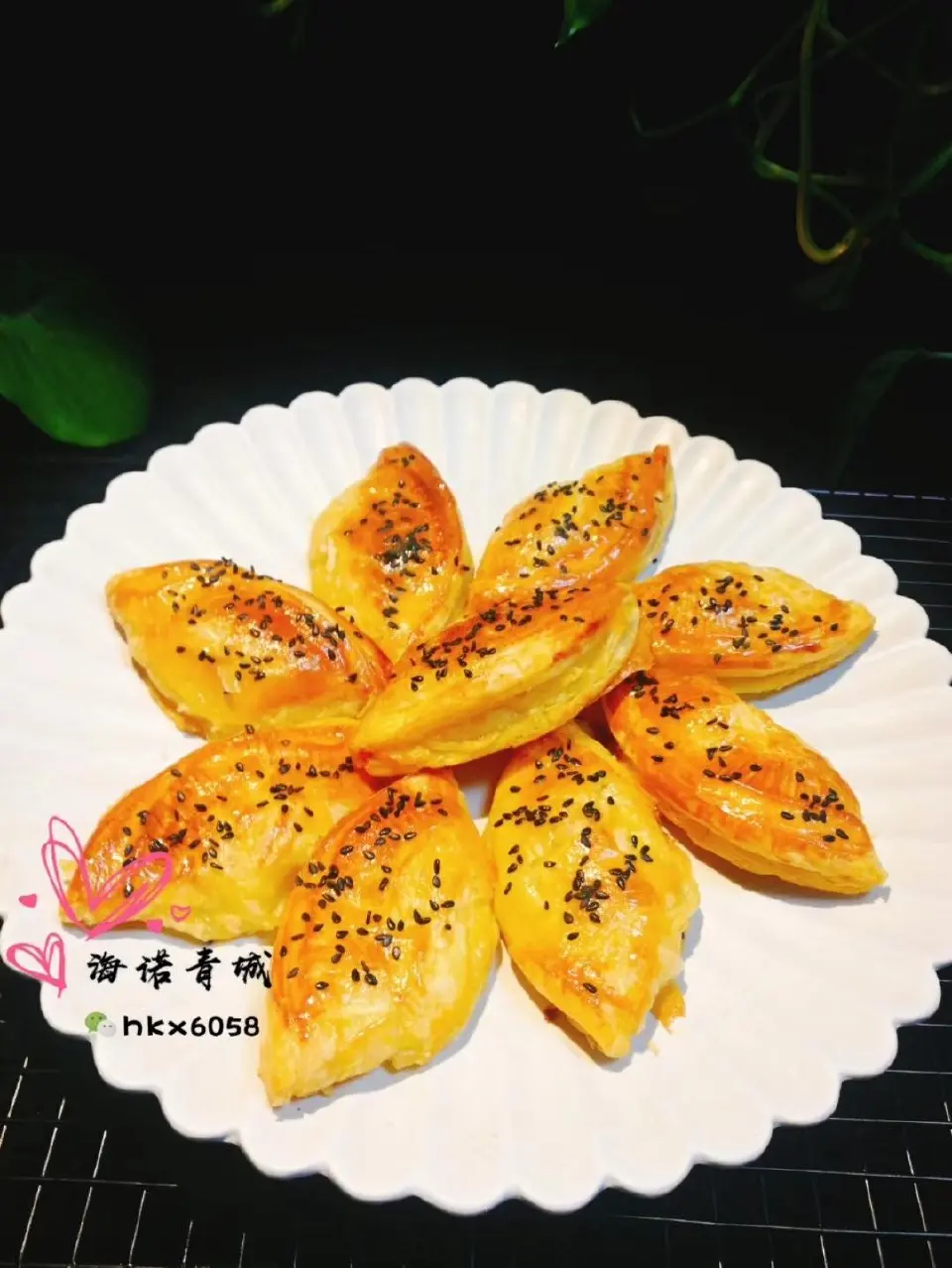蛋挞皮榴莲酥成品图