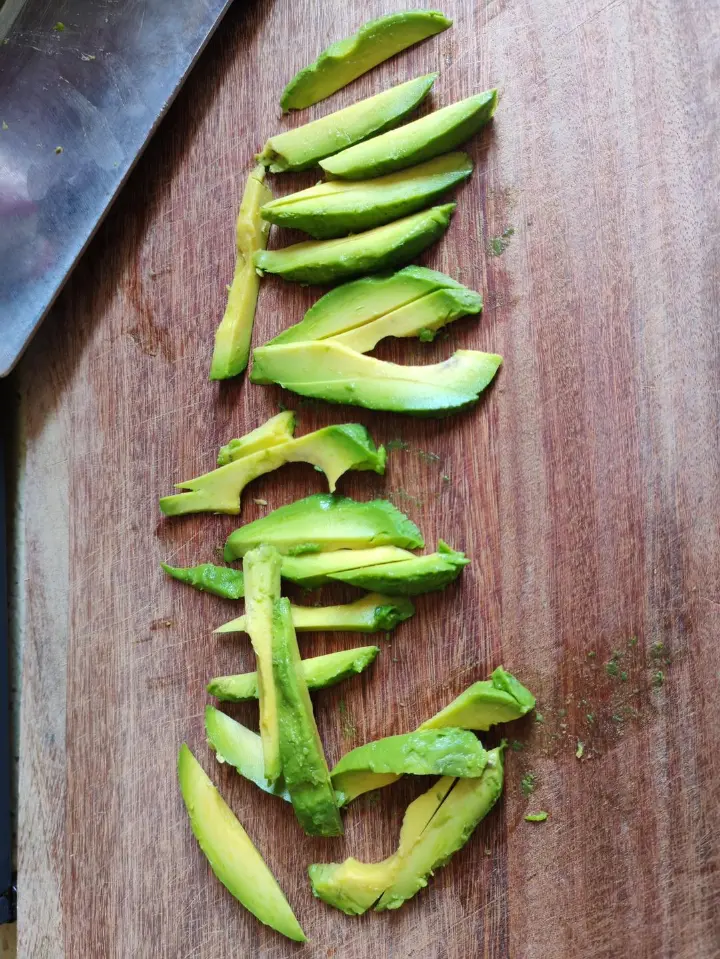牛油果炒牛肉片 第 2 步