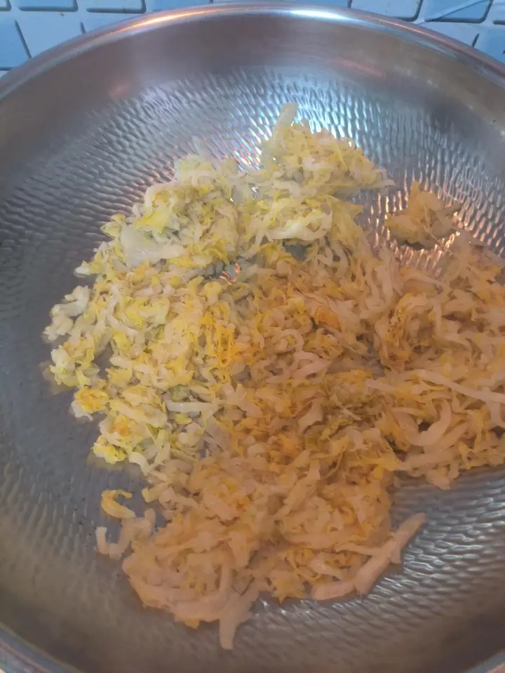 酸菜五花肉乱炖 第 5 步
