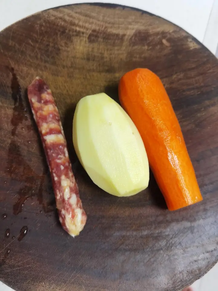 咖喱牛肉卷焖饭 第 2 步