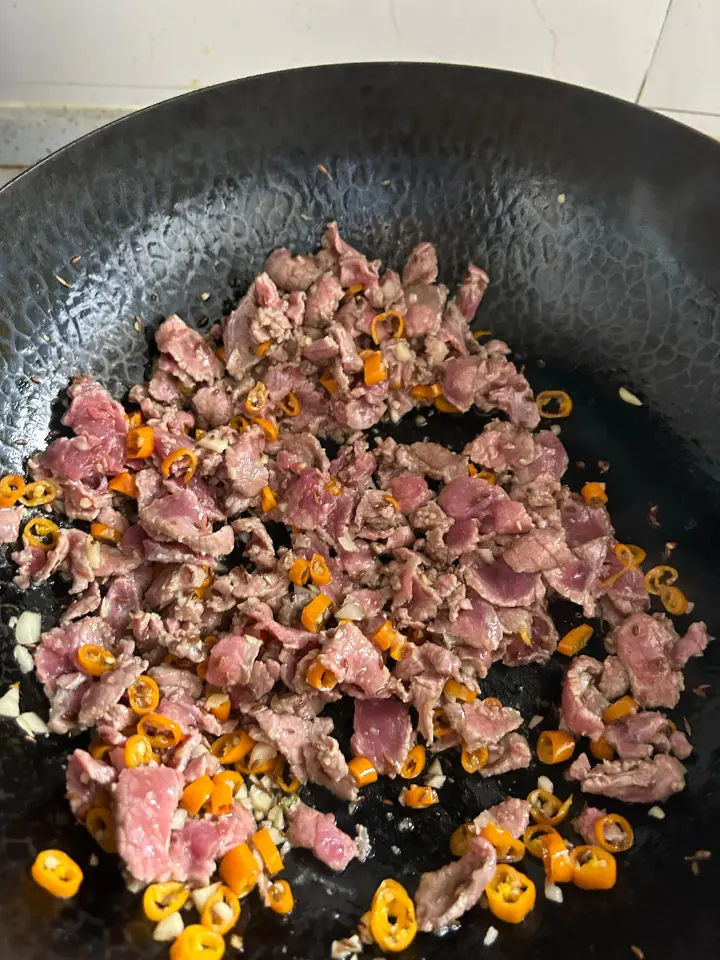 香葱牛肉 第 3 步