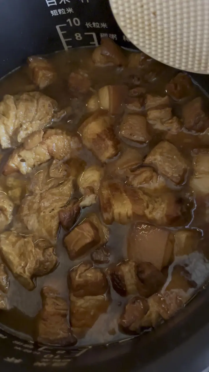 红烧肉炖豆腐串 第 5 步