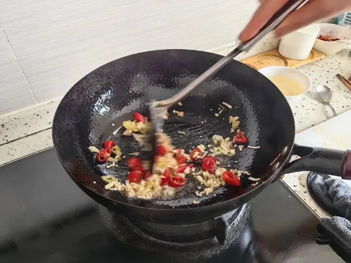 泡椒牛蛙 第 7 步