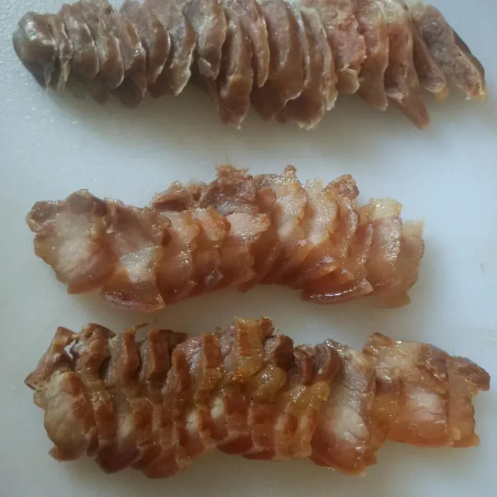 酸菜炒腊肉腊肠 第 5 步