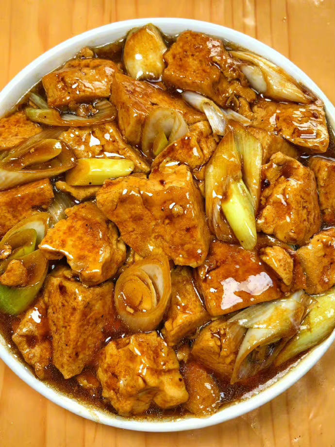 葱烧豆腐成品图