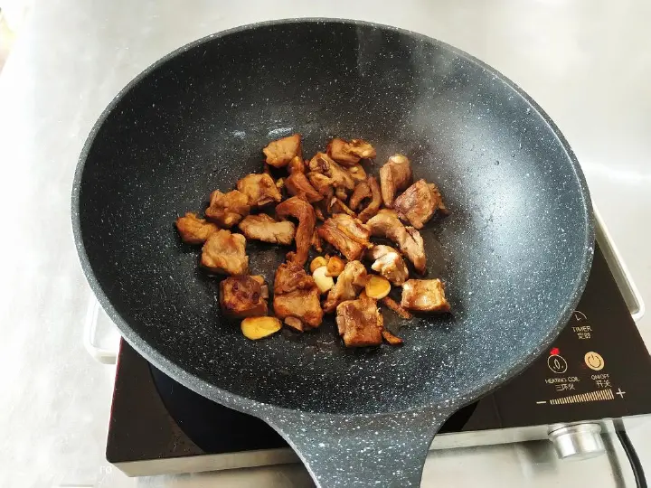 排骨焖饭 第 4 步