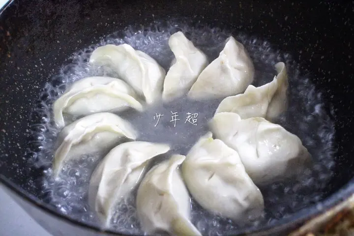 抱蛋煎饺 第 2 步