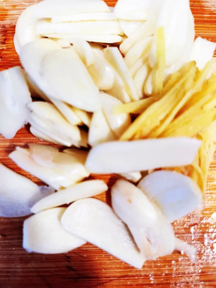 四季豆炒五花肉 第 3 步