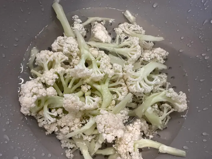 西红柿炒菜花 第 4 步