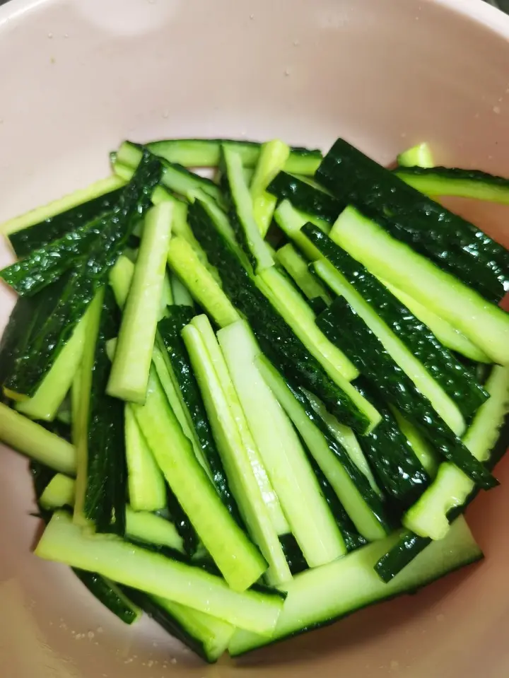 凉拌黄瓜 第 3 步
