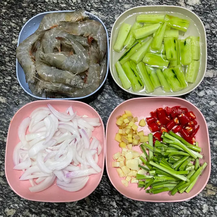 砂锅香辣焗大虾 第 1 步