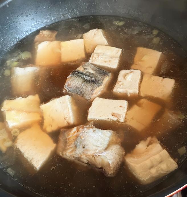 鳕鱼炖豆腐 第 6 步