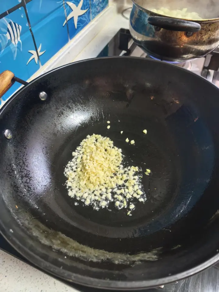 菜花炒肉 第 4 步