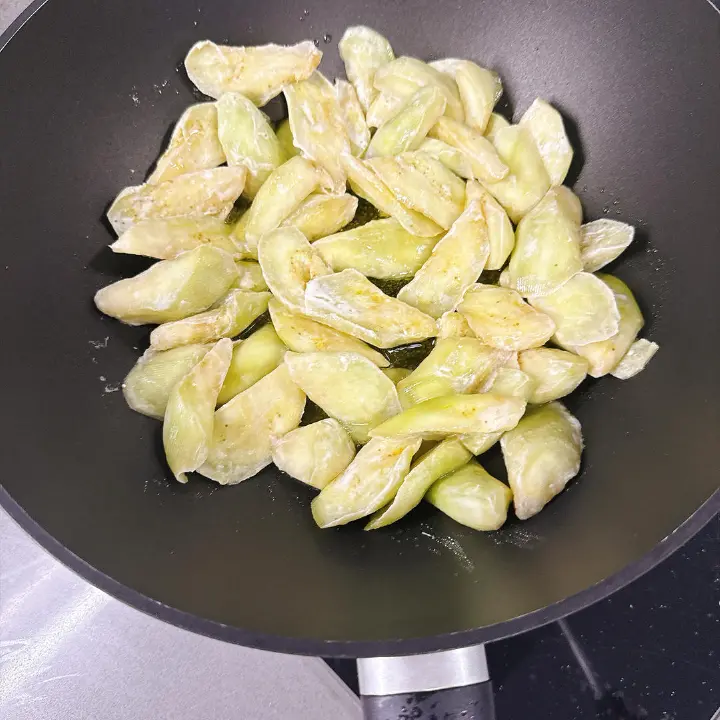 西红柿烧茄子 第 6 步