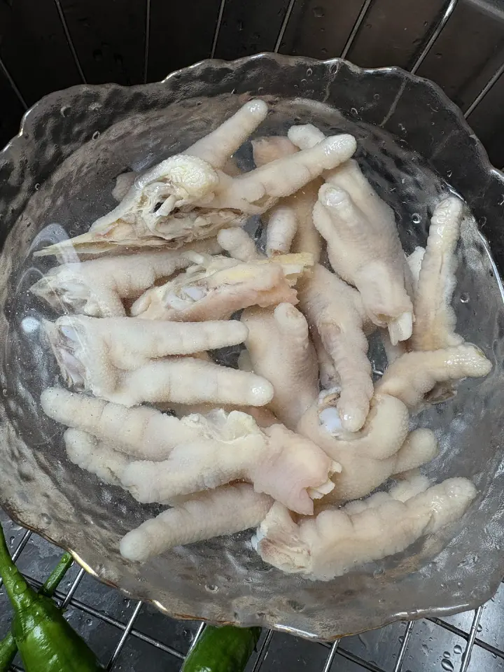 酸辣泡鸡爪 第 2 步