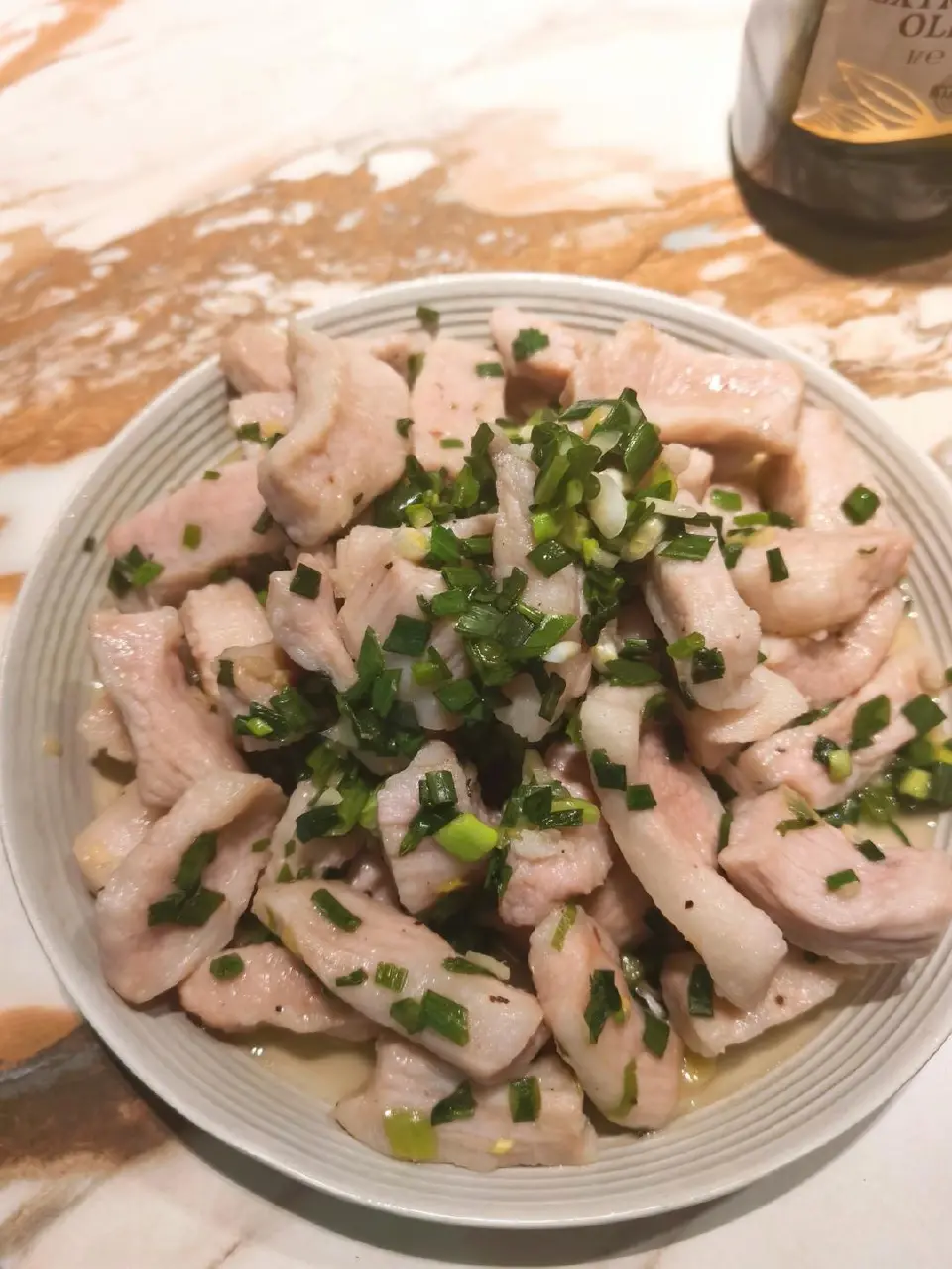 香煎猪颈肉成品图