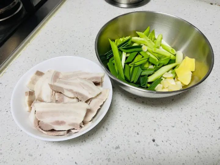 红油回锅肉 第 4 步