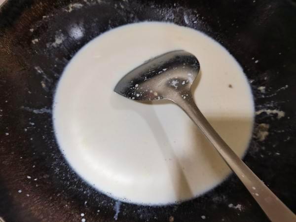 牛奶版奶油蘑菇汤 第 6 步