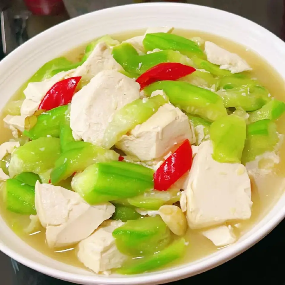 丝瓜烧豆腐成品图