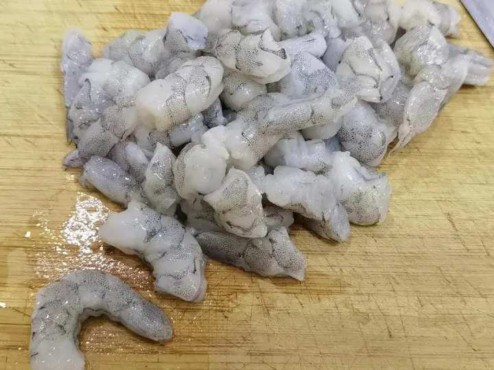 金玉满堂炒虾仁 第 2 步