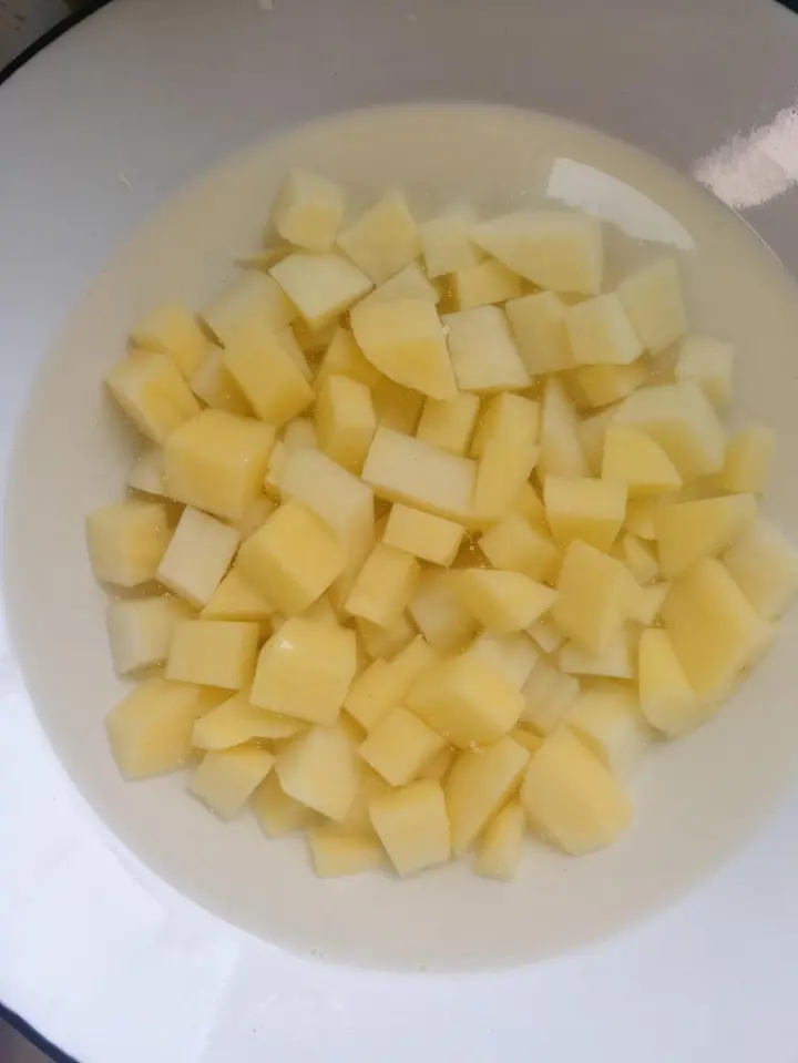 家常咖喱鸡肉 第 3 步