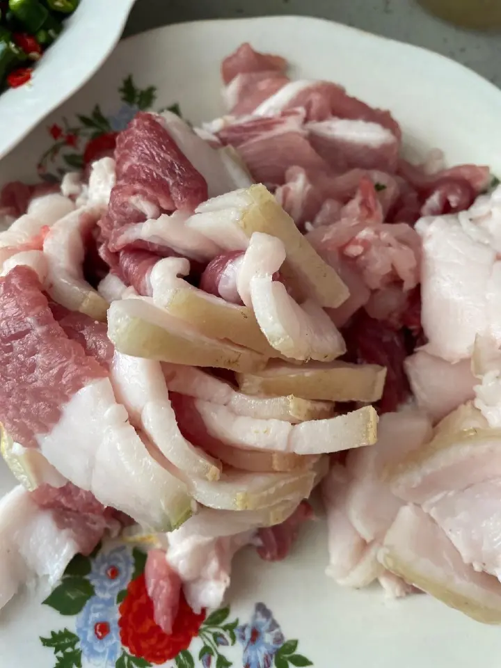 家常小炒肉 第 1 步