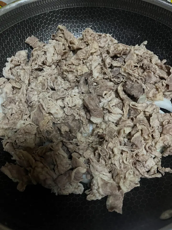 洋葱水晶粉炖肥牛 第 3 步
