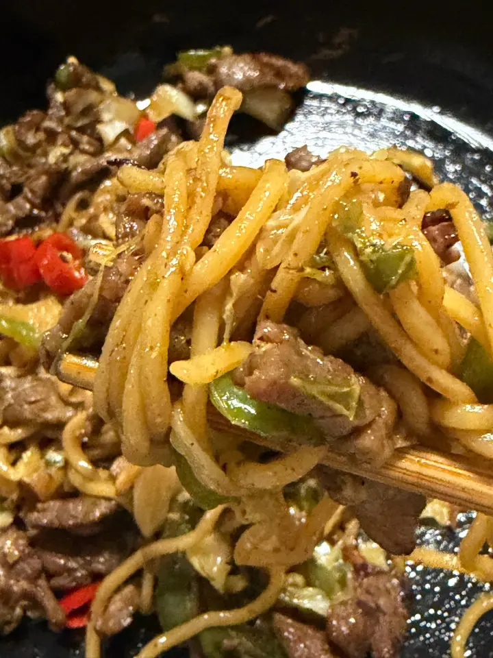 包菜牛肉拌面 第 4 步