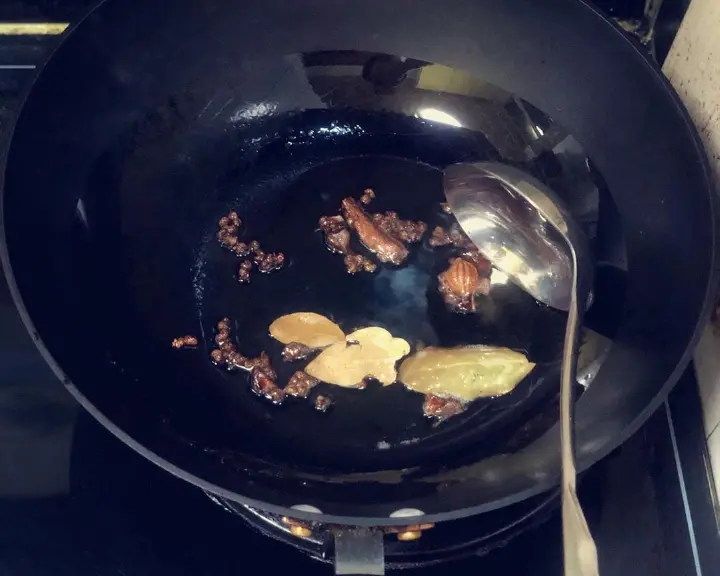 排骨扁豆焖卷子 第 4 步