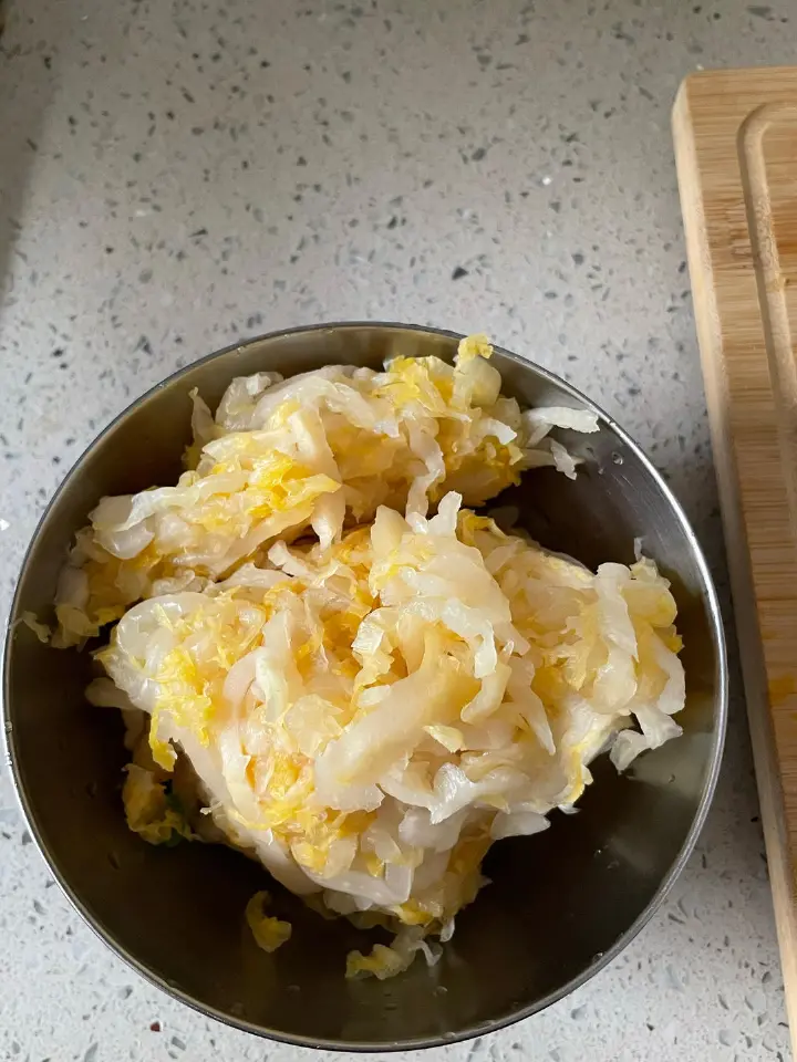 东北酸菜炖棒骨 第 7 步