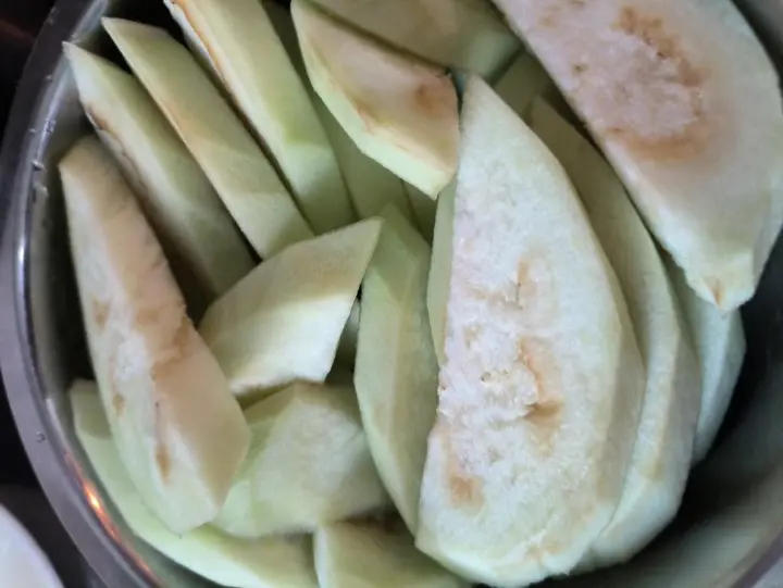 酱焖茄子 第 1 步
