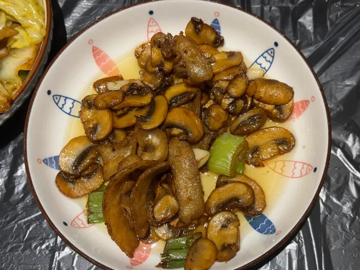 口蘑炒五花肉 第 8 步
