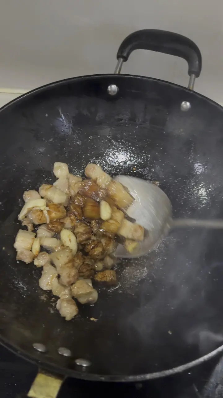 豆腐烧肉煲 第 4 步