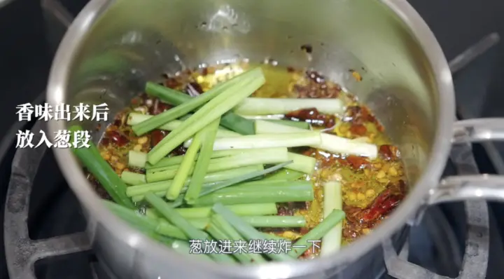 白灼虾、藕片与西兰花 第 4 步