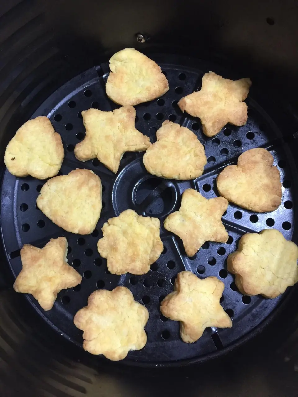 空气炸锅黄油饼干成品图