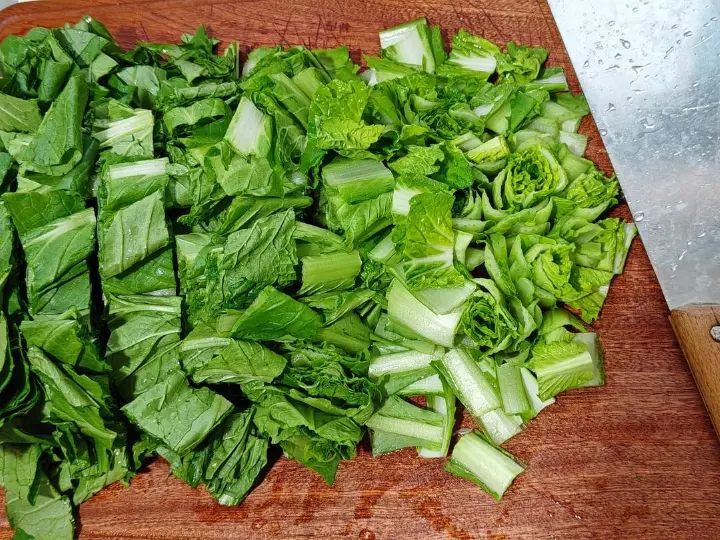 炝炒小白菜 第 1 步