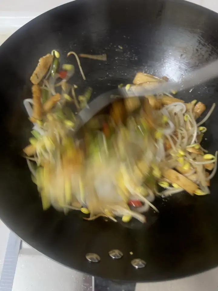 潮州鱼条炒河粉 第 9 步