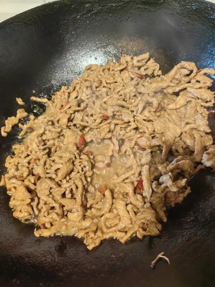 家常干煸肉丝 第 2 步