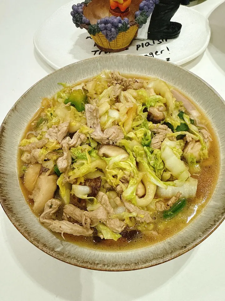 白菜香菇炒肉丝 第 9 步