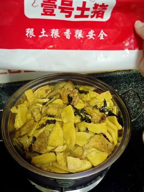 咸菜冬笋烧肉