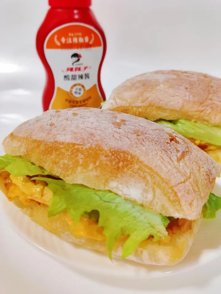 酸甜辣酱鸡腿肉三明治 第 5 步