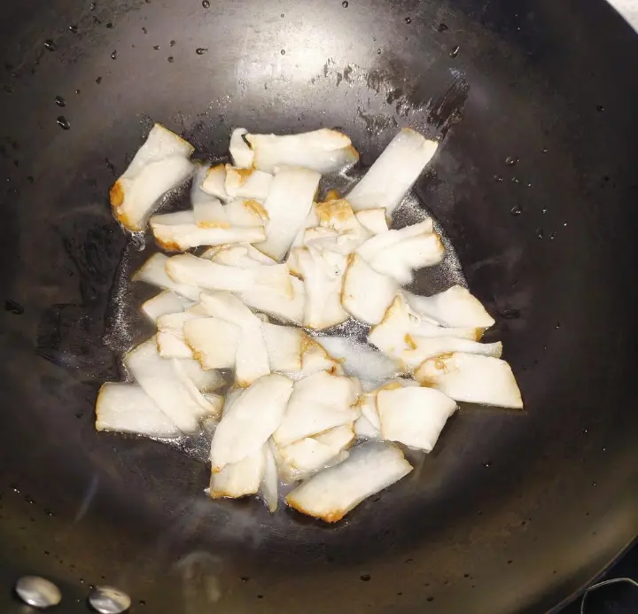 菜花炒腊肉 第 4 步
