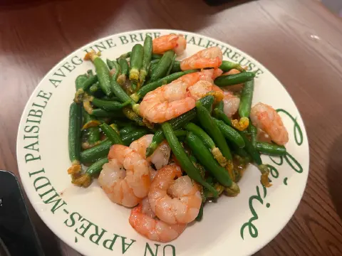黄瓜花炒虾仁