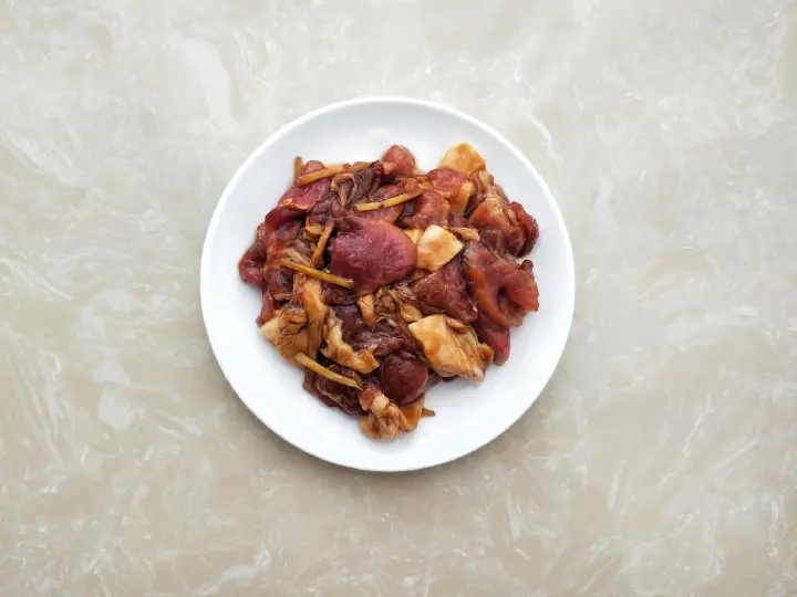 家常小炒肉 第 2 步