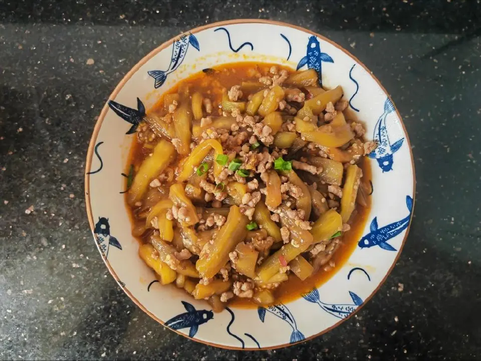 鱼香肉末茄子成品图