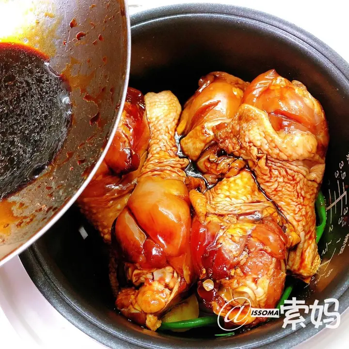 电饭锅焖鸡腿 第 5 步